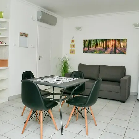 Appartement Cseresznyes *